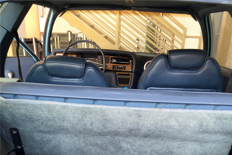 Illustration for article titled The AMC Pacer From Wayneâs World Goes Up For Auction Soon